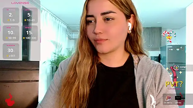 Lucia star   online show from November 16, 2:50 am