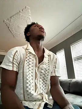 Snapshot of Festivitiesking1 chatting on September 23, 10:24 pm Festivitiesking1 online show from September 23, 10:24 pm