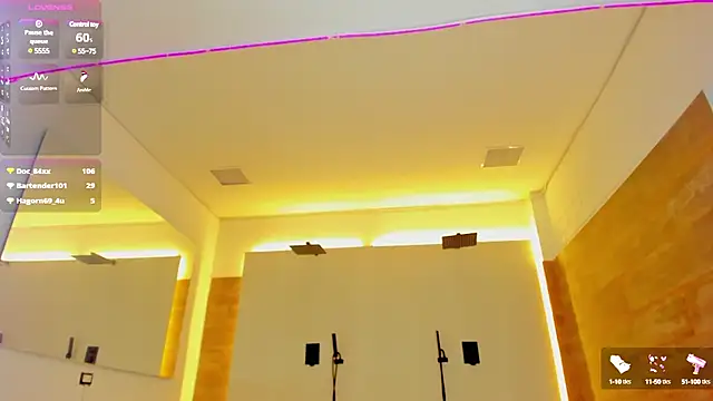 Snapshot of Latrellx7 chatting on February 8, 2:38 pm Latrellx7 online show from February 8, 2:38 pm