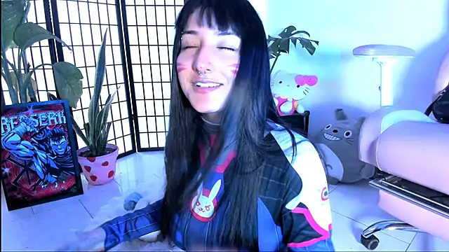 julyana  online show from October 22, 5:24 pm