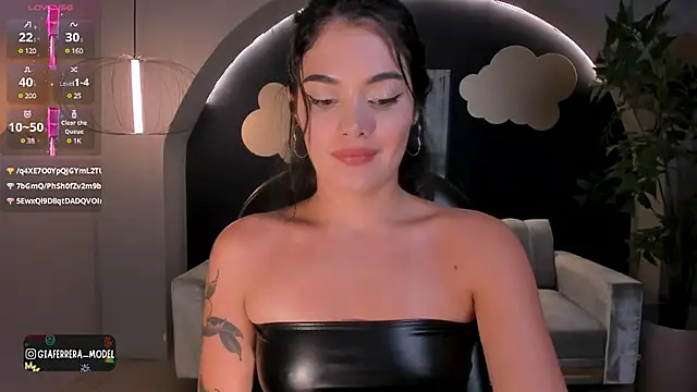 GiaFerrara online show from March 18, 1:21 am