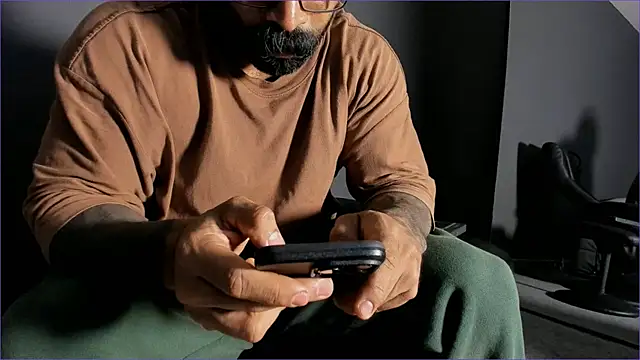 Snapshot of Brock_hurn1 chatting on May 24, 1:21 am Brock hurn1 online show from May 24, 1:21 am