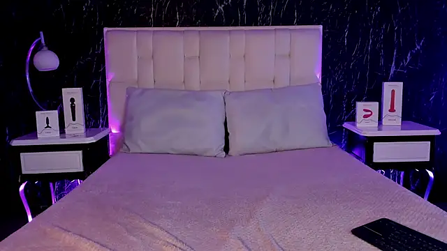 Snapshot of GigiVolkova chatting on December 13, 11:32 pm GigiVolkova online show from December 13, 11:32 pm