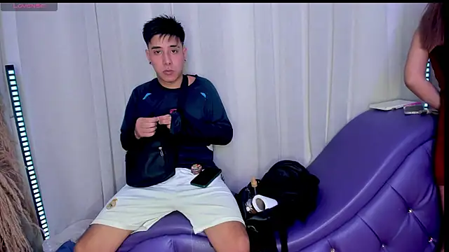 Snapshot of Yourslust_ chatting on November 29, 7:39 pm Yourslust online show from November 29, 7:39 pm