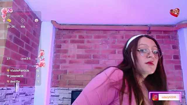 Snapshot of sweet_valery21 chatting on February 25, 12:03 am sweet valery21 online show from February 25, 12:03 am