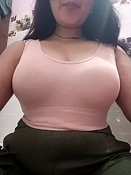 cute-mahek online show from February 24, 2:48 pm