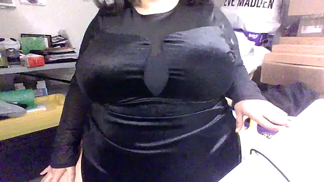 Snapshot of Enchanted_Succubus chatting on July 2, 1:05 am Enchanted Succubus online show from July 2, 1:05 am