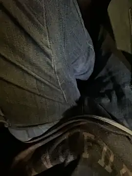 Snapshot of hamed-697 chatting on December 25, 5:26 pm hamed-697 online show from December 25, 5:26 pm