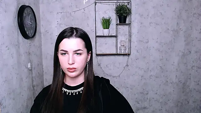 Snapshot of DivaKaily_ chatting on December 2, 11:40 pm DivaKaily  online show from December 2, 11:40 pm