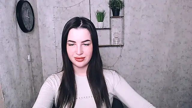 Snapshot of DivaKaily_ chatting on December 9, 5:40 am DivaKaily  online show from December 9, 5:40 am