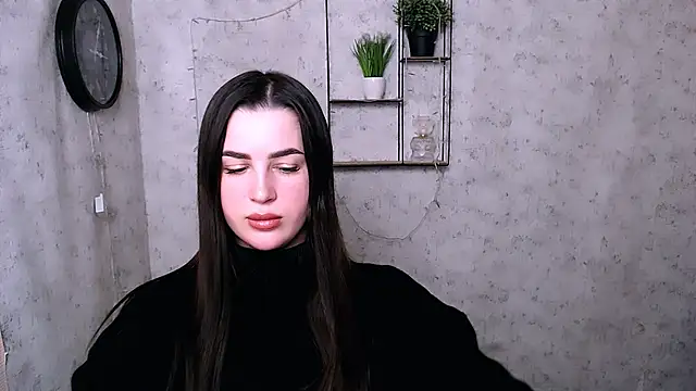 Snapshot of DivaKaily_ chatting on December 12, 8:47 am DivaKaily  online show from December 12, 8:47 am