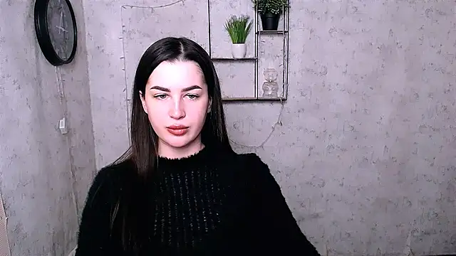 Snapshot of DivaKaily_ chatting on December 15, 5:34 am DivaKaily  online show from December 15, 5:34 am