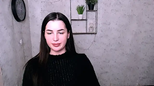 Snapshot of DivaKaily_ chatting on December 15, 8:41 am DivaKaily  online show from December 15, 8:41 am