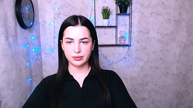 Snapshot of DivaKaily_ chatting on February 4, 6:25 am DivaKaily  online show from February 4, 6:25 am