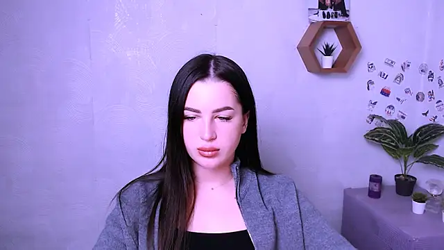 Snapshot of DivaKaily_ chatting on October 1, 4:29 am DivaKaily  online show from October 1, 4:29 am