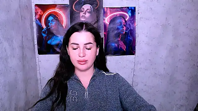 Snapshot of DivaKaily_ chatting on October 6, 10:18 pm DivaKaily  online show from October 6, 10:18 pm