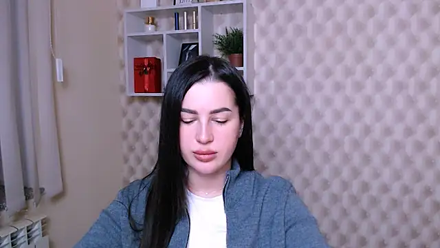 Snapshot of DivaKaily_ chatting on October 21, 5:19 am DivaKaily  online show from October 21, 5:19 am