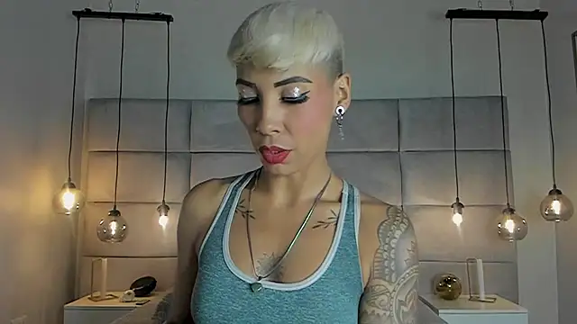 MiaMorgan  online show from February 8, 12:17 pm