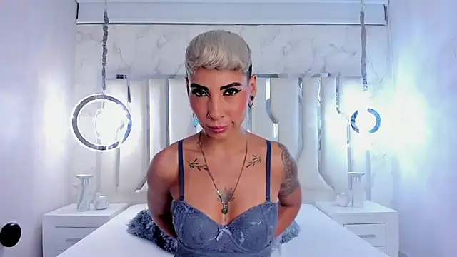 MiaMorgan  online show from February 22, 1:46 pm