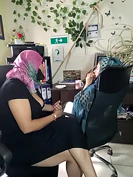 Snapshot of NAJWA-ARAB chatting on March 10, 5:29 pm NAJWA-ARAB online show from March 10, 5:29 pm