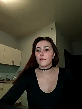 Snapshot of MiaStika chatting on December 4, 5:33 pm MiaStika online show from December 4, 5:33 pm