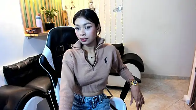 Snapshot of Perla_prg chatting on April 17, 1:36 pm Perla prg online show from April 17, 1:36 pm