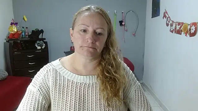 emperabigbootybigass online show from March 4, 12:22 pm