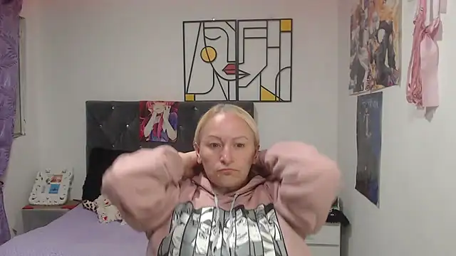 emperabigbootybigass online show from June 30, 12:28 pm