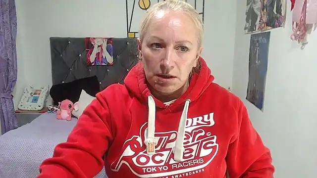 emperabigbootybigass online show from July 15, 12:21 pm