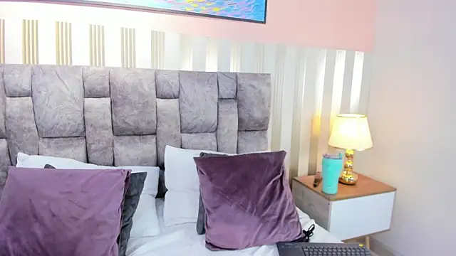 nova lane online show from February 7, 1:47 am