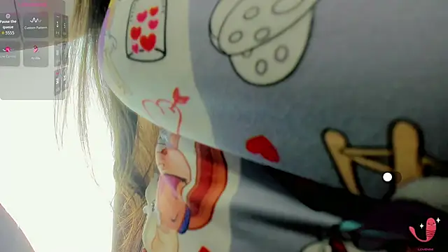 Snapshot of samy__milf chatting on March 3, 7:42 pm samy milf online show from March 3, 7:42 pm