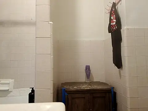 DevinToore online show from October 19, 5:35 pm