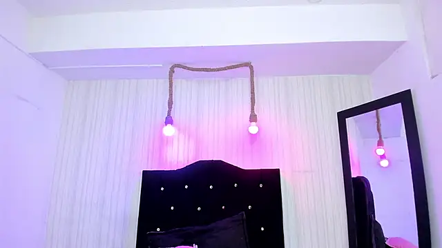 Snapshot of miku_katsuragi chatting on October 29, 7:10 am miku katsuragi online show from October 29, 7:10 am