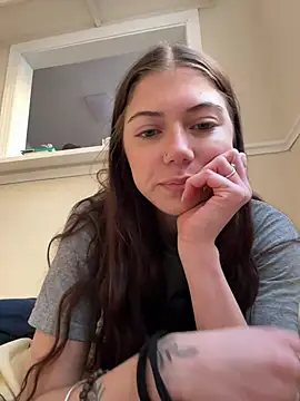 emilycoco online show from February 7, 10:02 pm