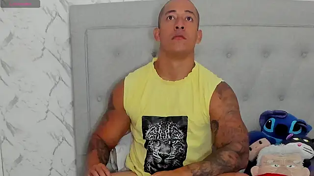 Snapshot of luigiferrara chatting on July 30, 9:36 pm luigiferrara online show from July 30, 9:36 pm