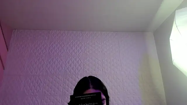 Snapshot of Violetaa_diazz chatting on June 4, 9:21 pm Violetaa diazz online show from June 4, 9:21 pm