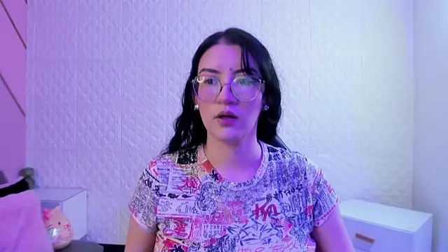 Snapshot of Violetaa_diazz chatting on June 6, 9:08 pm Violetaa diazz online show from June 6, 9:08 pm