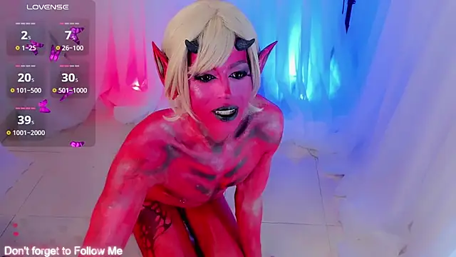 im pearll online show from October 31, 5:03 pm