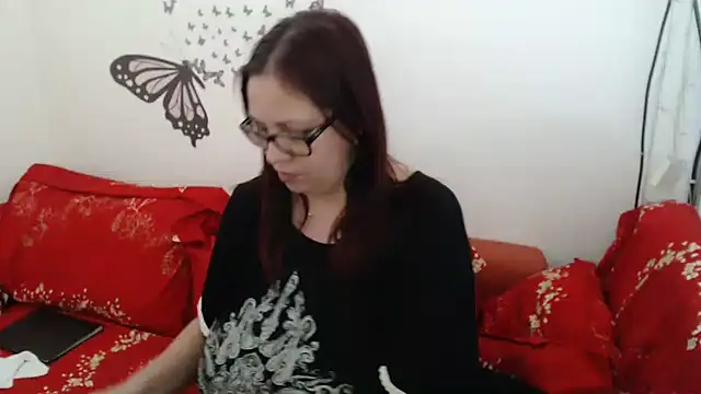 Snapshot of LadyHellene chatting on January 16, 2:41 pm LadyHellene online show from January 16, 2:41 pm