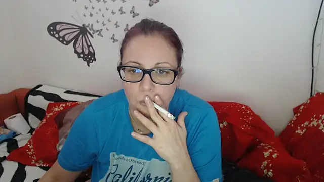 Snapshot of LadyHellene chatting on February 13, 3:03 pm LadyHellene online show from February 13, 3:03 pm
