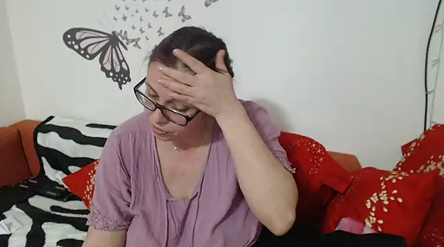 Snapshot of LadyHellene chatting on February 19, 7:16 pm LadyHellene online show from February 19, 7:16 pm