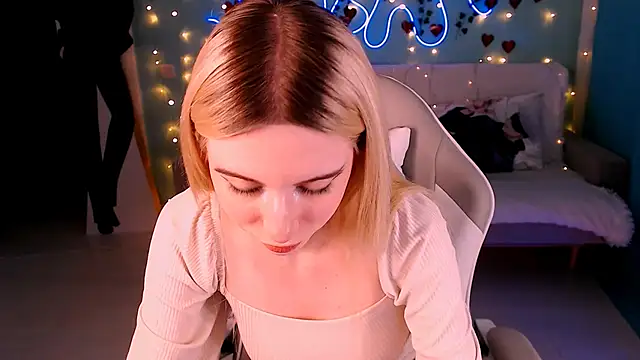 Sweet Richal online show from March 13, 10:10 pm