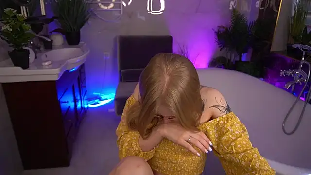 EmilySunshineS online show from June 7, 6:17 am