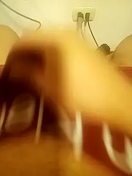 Snapshot of Miuxy chatting on March 20, 3:45 am Miuxy online show from March 20, 3:45 am