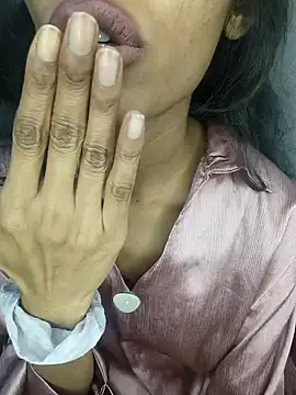 glam goddess online show from December 6, 4:36 am