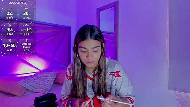 GiaFu online show from April 28, 6:24 pm
