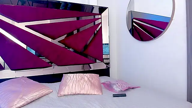 GiaFu online show from June 18, 11:53 pm