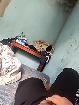 Snapshot of putoso031 chatting on December 19, 2:02 pm putoso031 online show from December 19, 2:02 pm