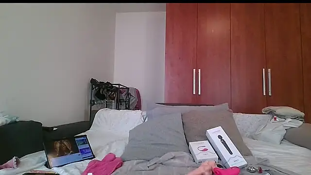 KarolinaReaper online show from February 23, 12:59 pm