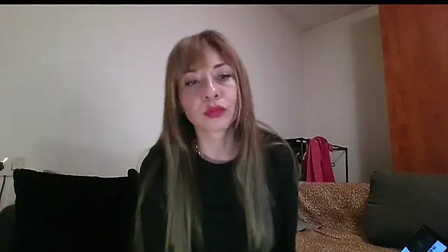 KarolinaReaper online show from March 12, 7:28 pm